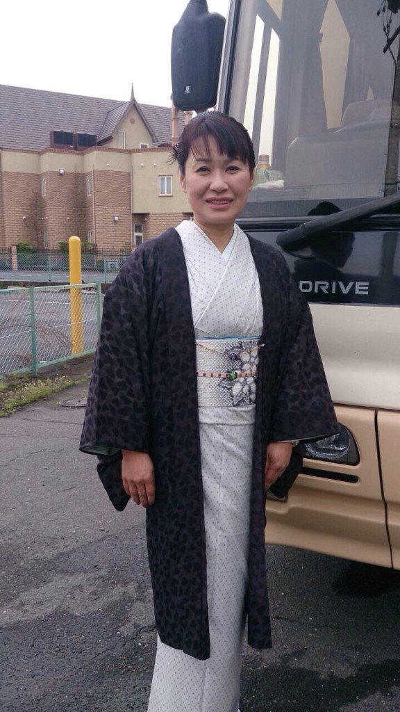 白大島　藤娘きぬたや名古屋帯　羽織