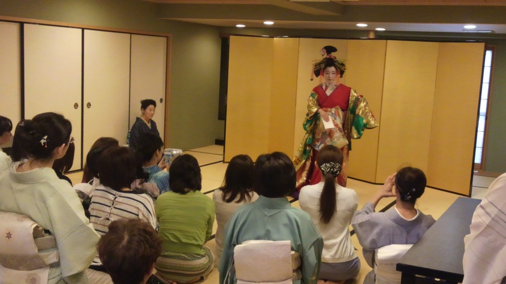 山本呉服店　京裳苑　夕食　菊川太夫さん踊り