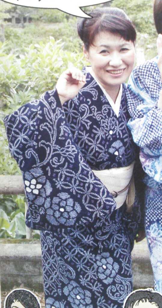 藤娘きぬたや　絞り浴衣　花と七宝柄