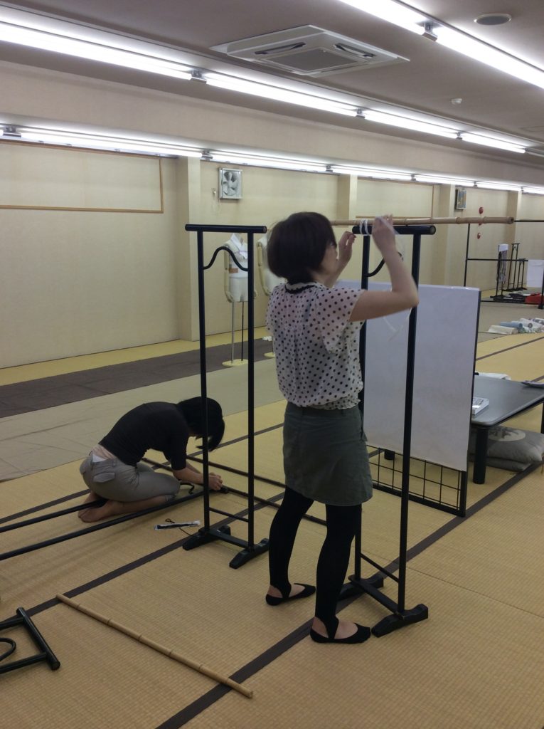 山本呉服店池田店 展示会準備2