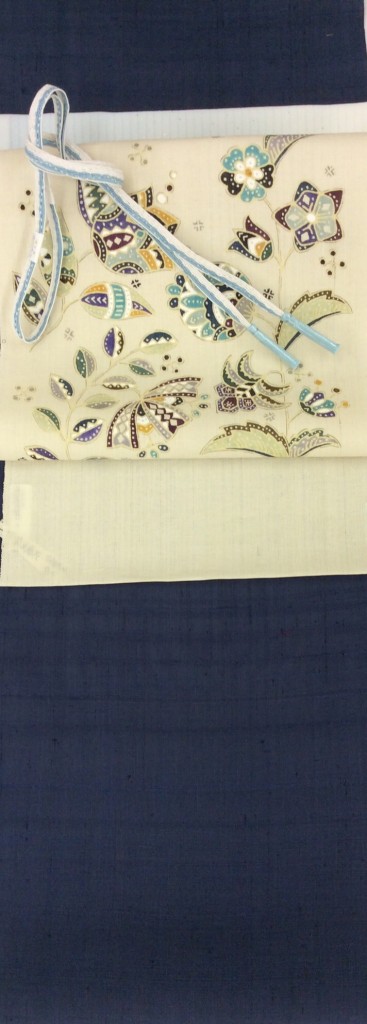 生紬着物　クリーム色染め名古屋帯