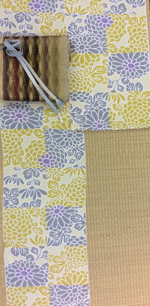 小紋　黄色市松花柄、組の袋帯