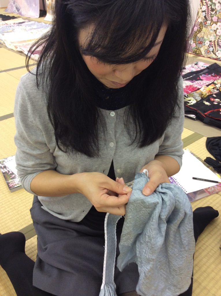 山本呉服店 藤娘きぬたや勉強会 杢目絞りの運針