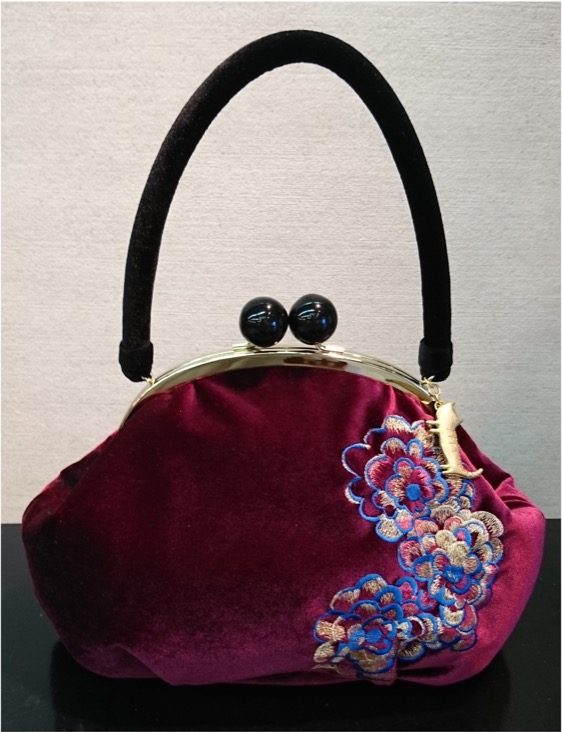 ツモリチサト がま口ハンドバッグ ボルドー