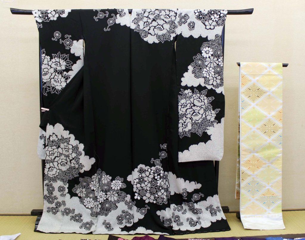 藤娘きぬたや疋田　振袖