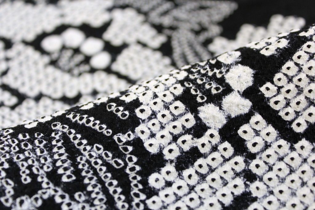 藤娘きぬたや疋田　振袖拡大 