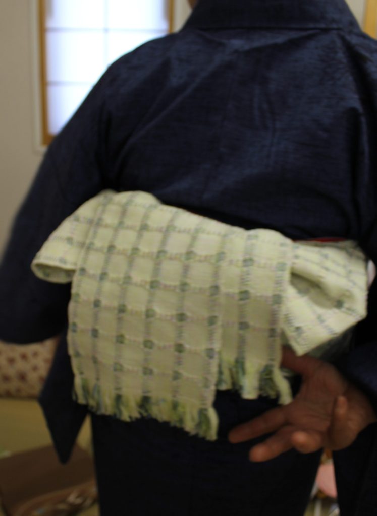 やきいも部　半幅帯を結ぶ