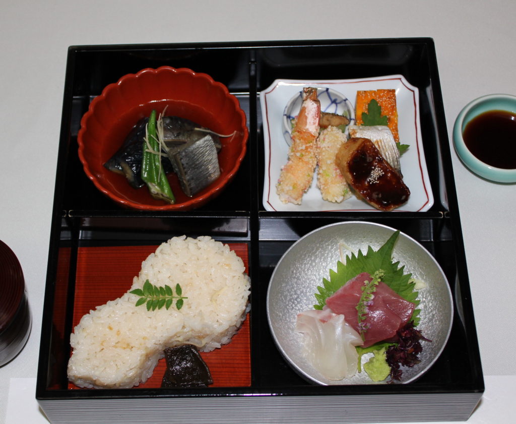 山本呉服店 第40回京裳苑 昼食