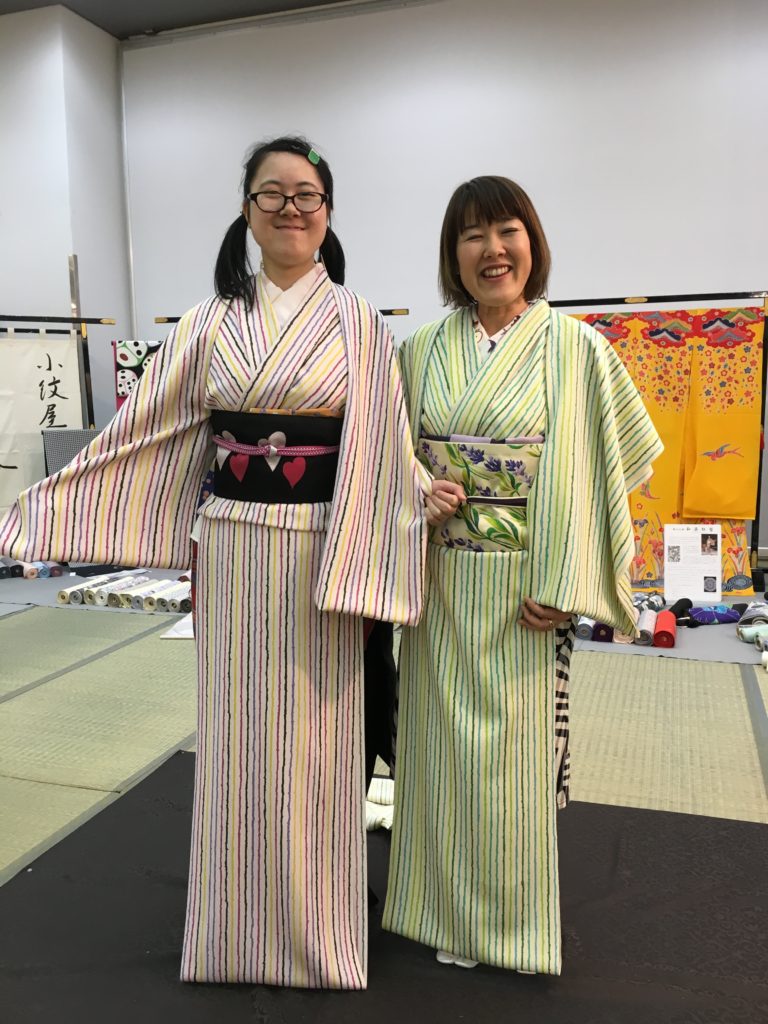 山本呉服店 第40回京裳苑 小紋屋高田勝 母娘で試着