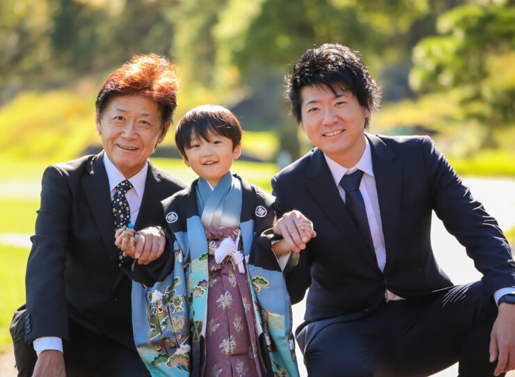 男の子の誕生から七五三まで、家族の想いを込めたお祝いの着物　男児熨斗目(のしめ)の意味と準備